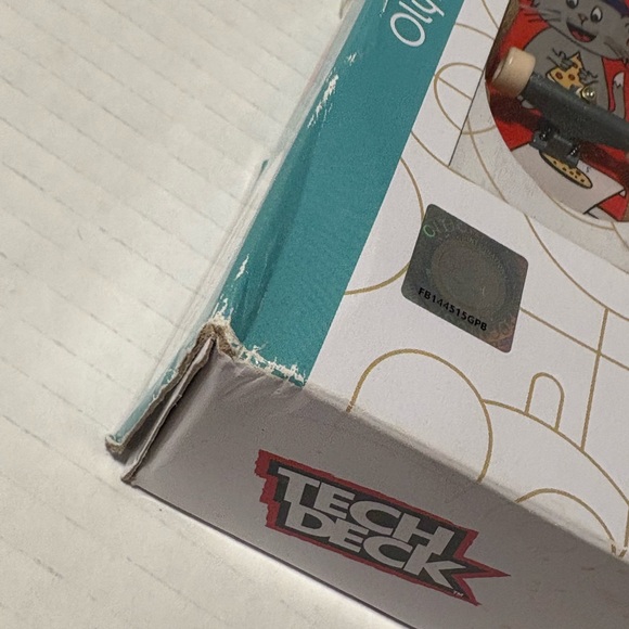 Tech Deck Competition Legends 8-Pack Mini Skateboards Olympic Games Paris 2024 - Picture 6 of 10